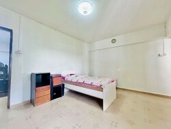 Blk 331 Jurong East Avenue 1 (Jurong East), HDB 4 Rooms #568335471
